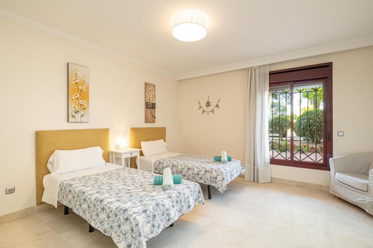 Magnifico Apartamento De 3 Dormitorios En Riviera Andaluza Estepona Exterior foto
